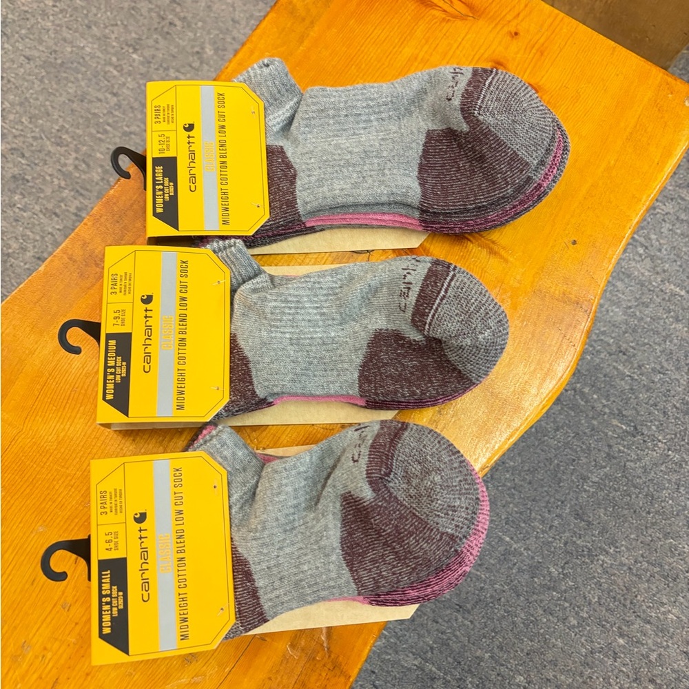 Carhartt Women's Gray and Maroon Athletic Socks